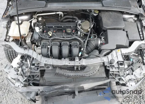 2013 Ford Focus Se z USA, uszkodzony, nr VIN 1FADP3F25DL353710